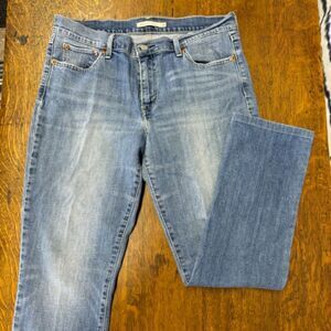 Levi 414 Relaxed Straight - 29 x 32